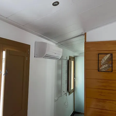 Loft With Terrace In Tossa شقة *